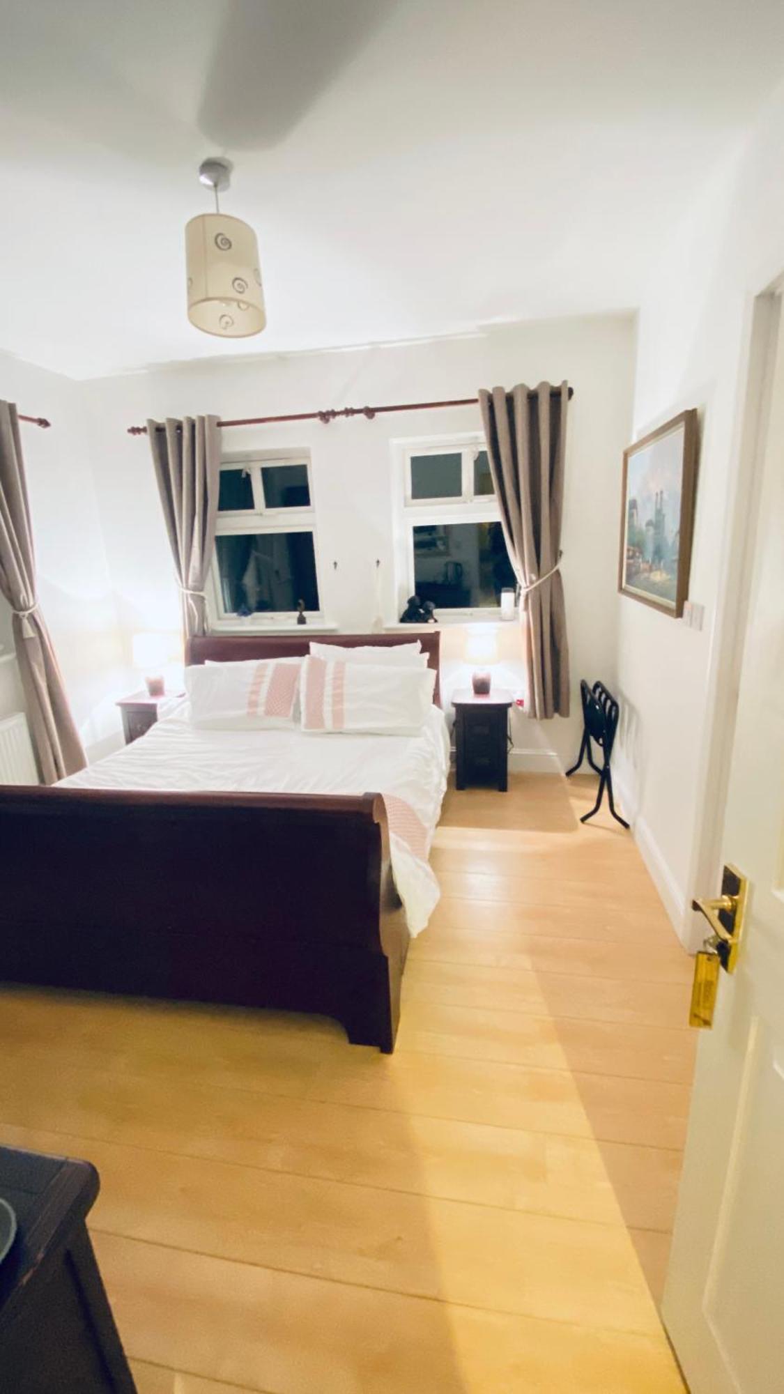 Sonas House Bed & Breakfast Килкени Екстериор снимка